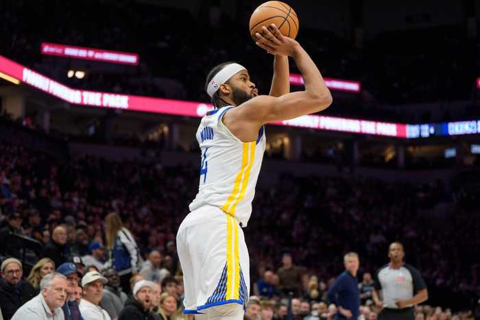 穆迪：莱昂斯处于我曾经在的位置上 看到他打出精彩表现真的很酷