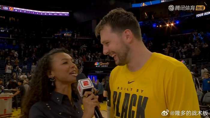 东契奇笑称队友未送生日礼物